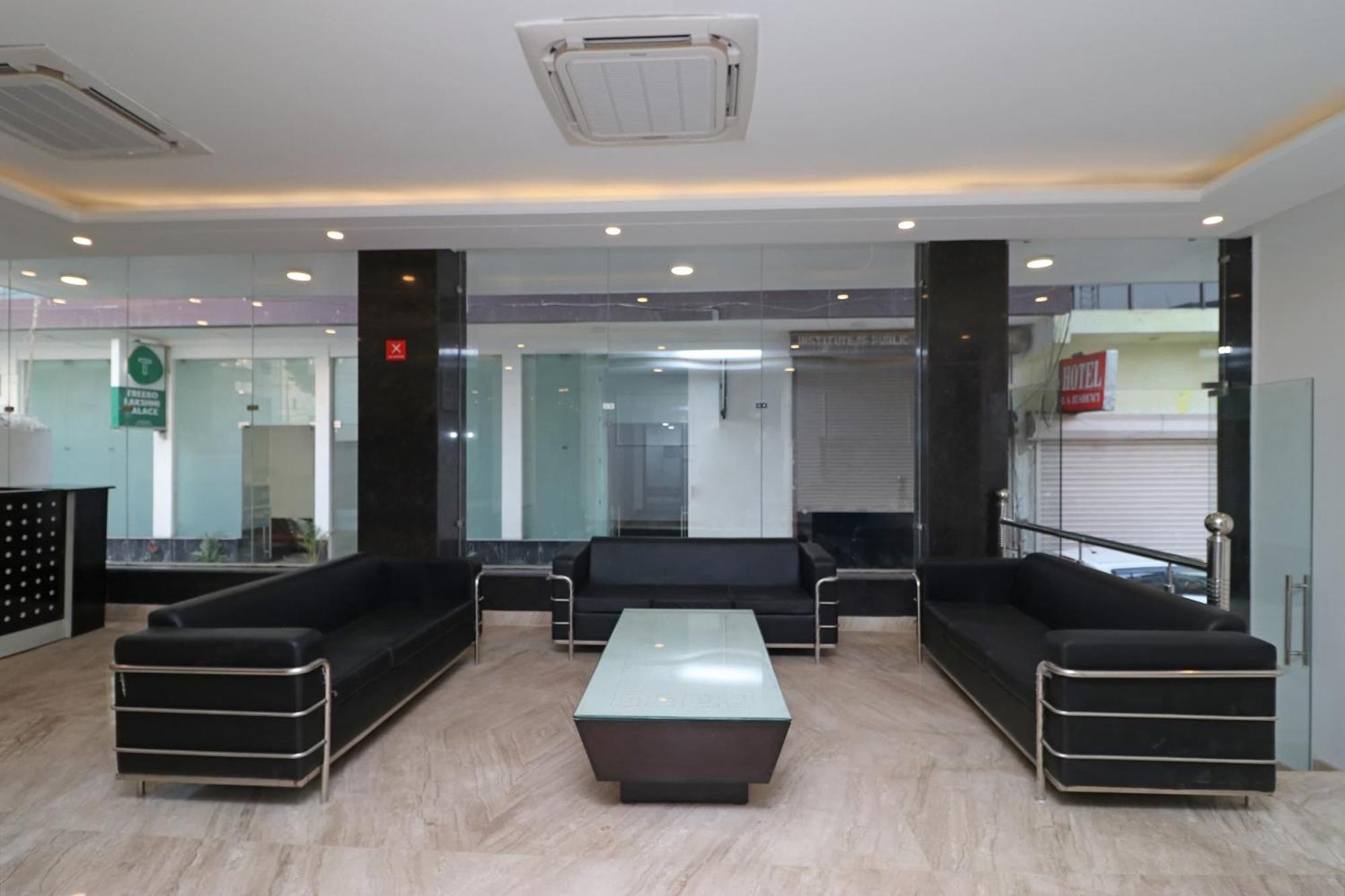 Hotel O Aamara Нью-Дели Экстерьер фото